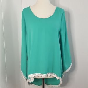 Umgee long sleeve lightweight shirt